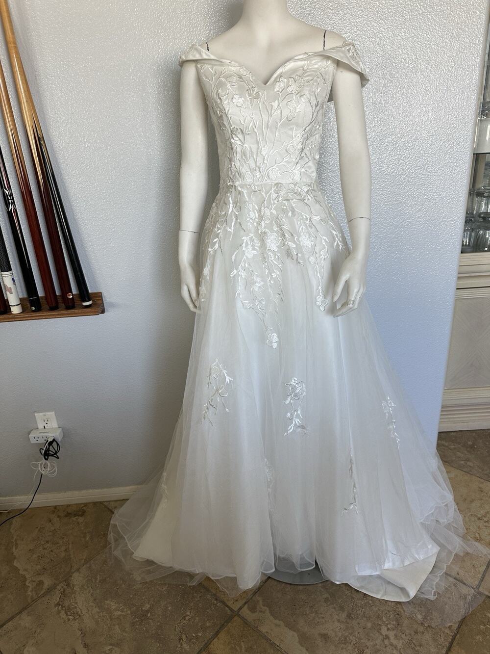 Wedding Dress Tulle Backless Sleeve A-line Bride Gowns Appliques Bride Dresses-